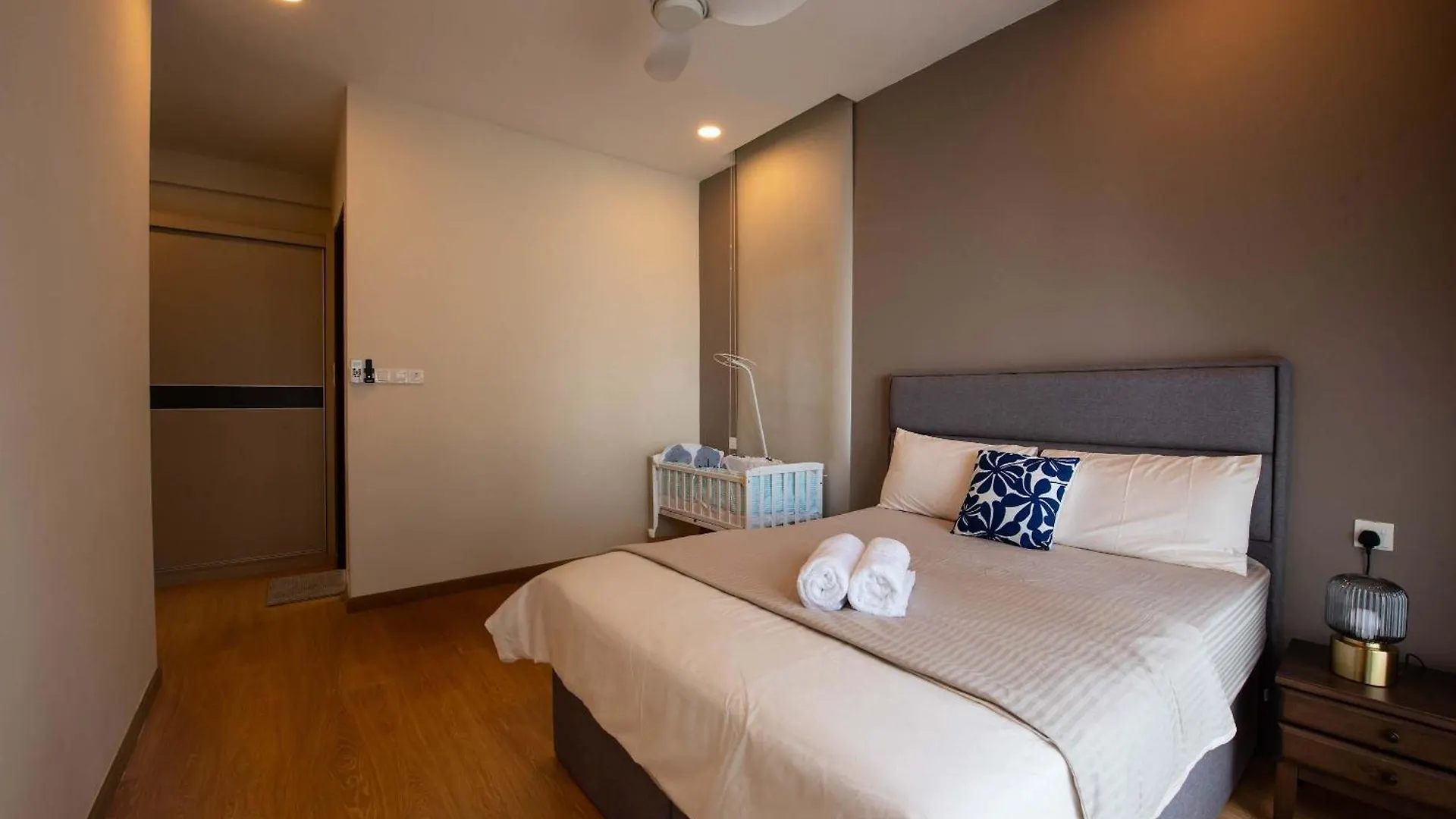 Comfy 3Br Apt In Danga Bay Free Parking Sea View Johor Bahru Malaysia